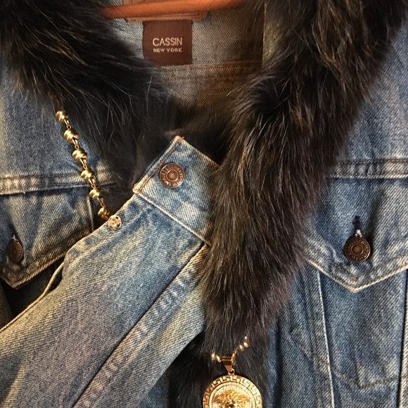 💋 WELCOME TO MY CLOSET! - Picture 7 of 8